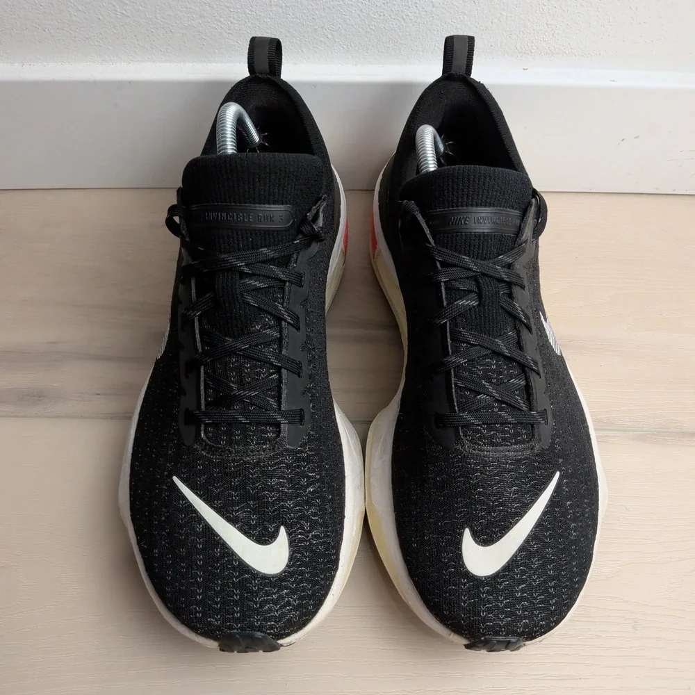 Nike Invincible Run 3 Mens 10.5 Black White ZoomX Running Shoes DR2615-001